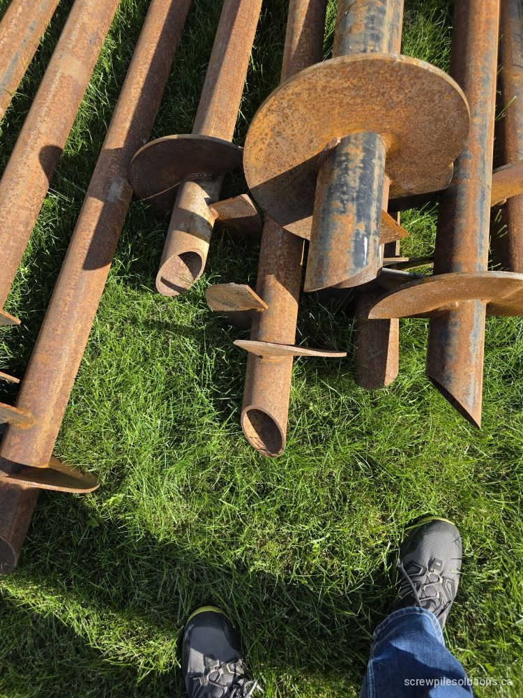 Inconsistent helix pitch on substandard screw piles